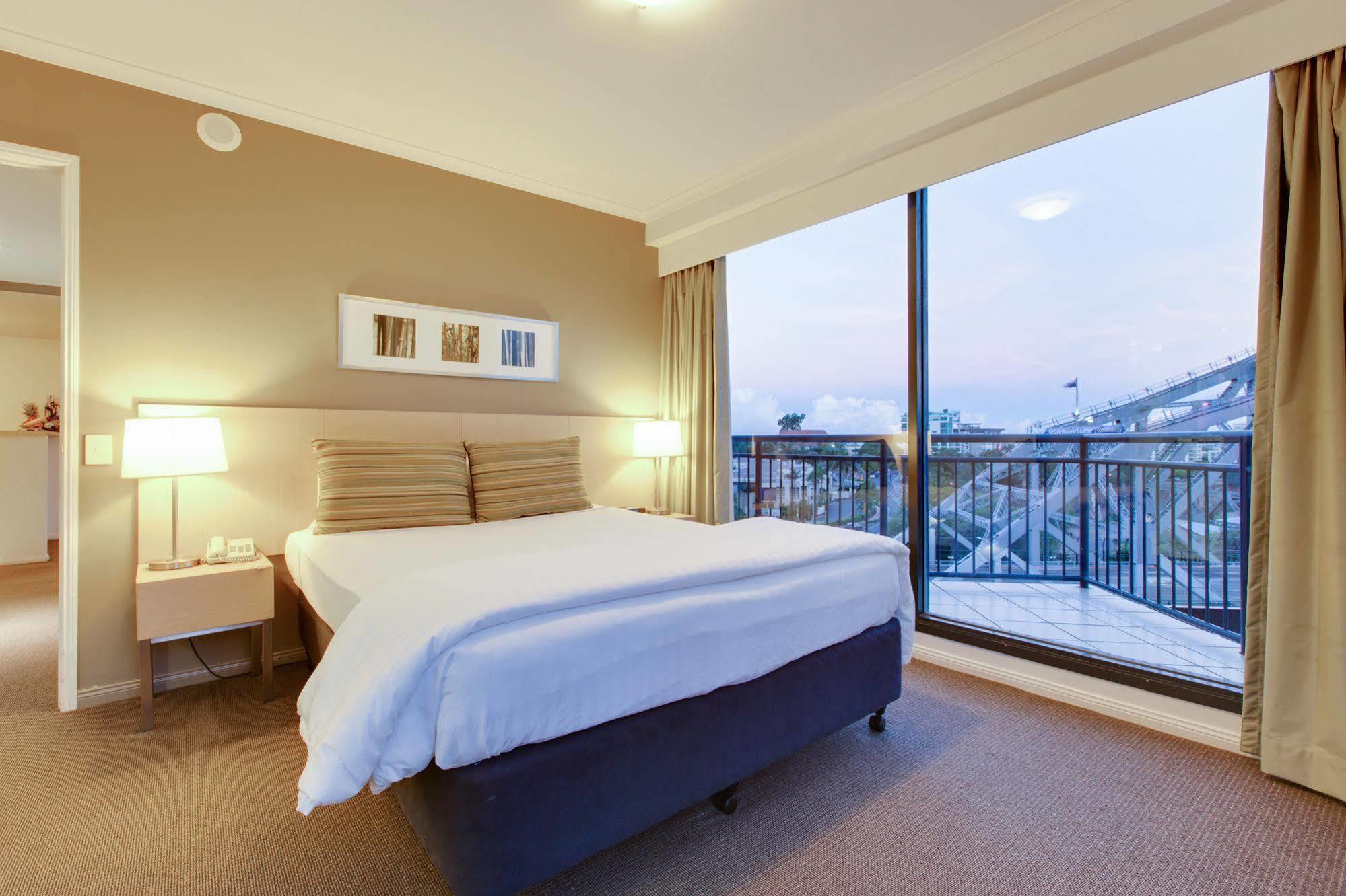 Adina Apartment Hotel Brisbane Buitenkant foto