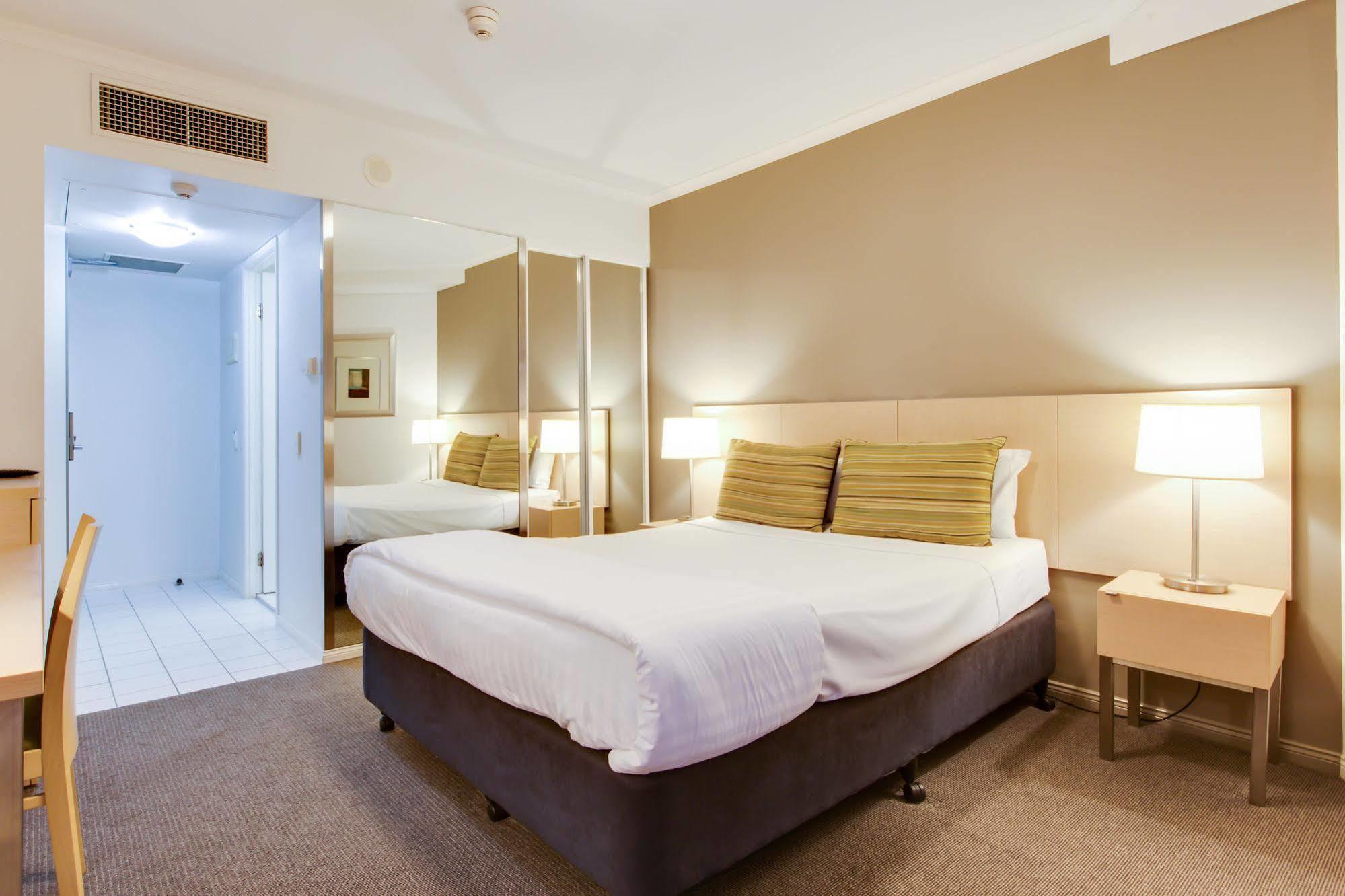 Adina Apartment Hotel Brisbane Buitenkant foto